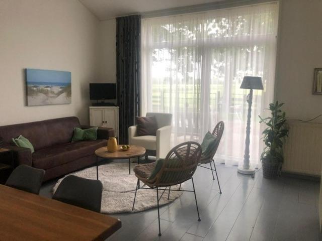 De Wijde Verten Oostkapelle Buitenkant foto