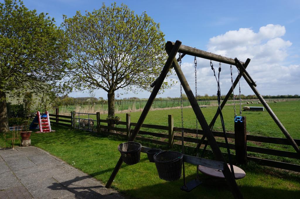 De Wijde Verten Oostkapelle Buitenkant foto